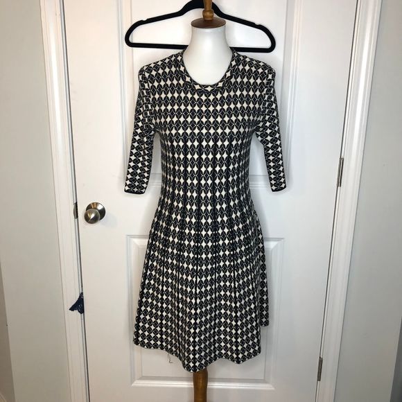 Anthropologie Elodie Career Dress Large - Picture 3 of 6